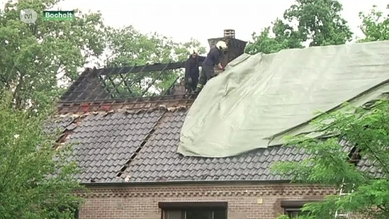 Huis in Bocholt onbewoonbaar na blikseminslag