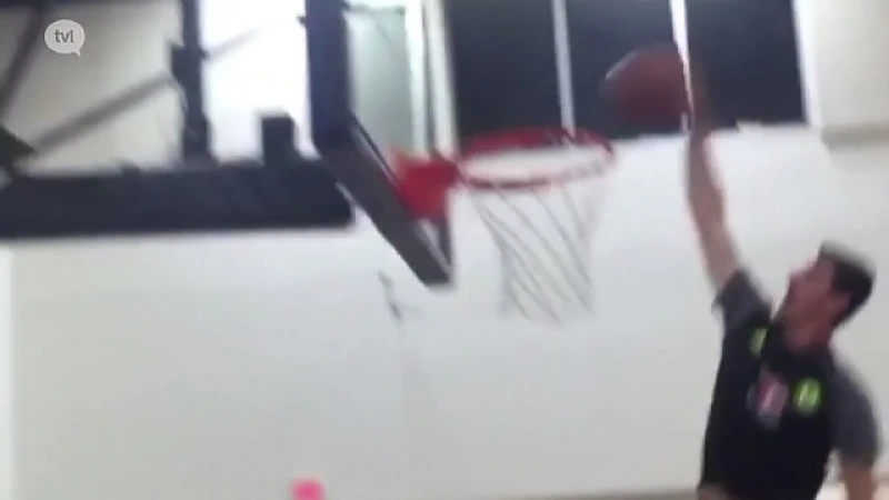 Thibaut Courtois heeft ook talent als basketballer
