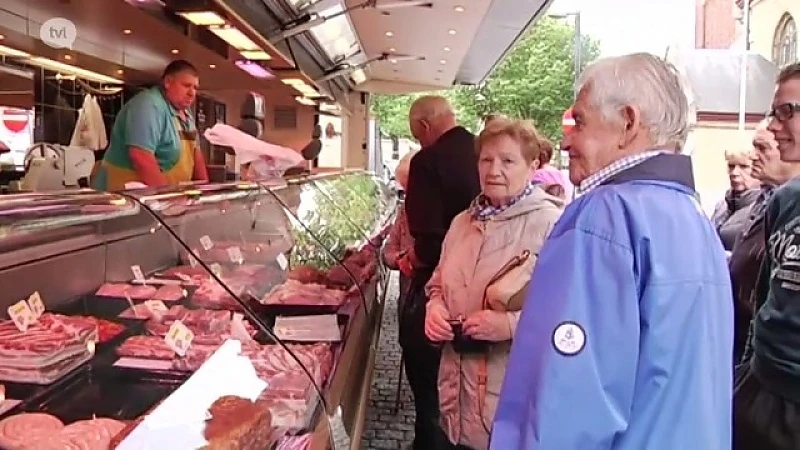 Marktkramers Peer protesteren tegen gedwongen verhuis