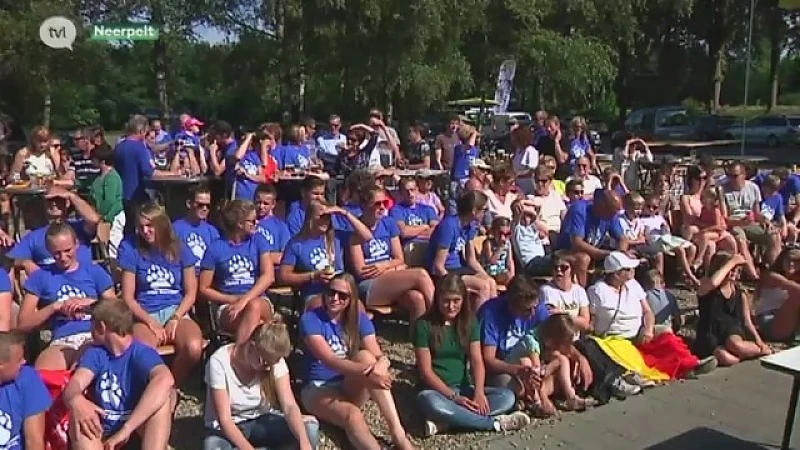 Neerpeltse watersportclub supportert voor hun Artuur Peters