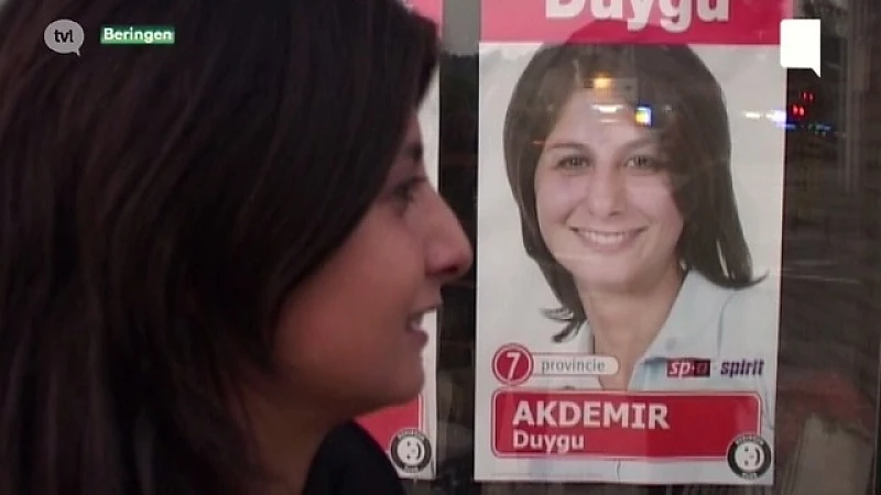 Turkse schepen Duygu Akdemir in Beringen stapt uit sp.a