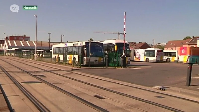 'Maak parkeerplaatsen van oude stelplaats De Lijn aan station Hasselt'