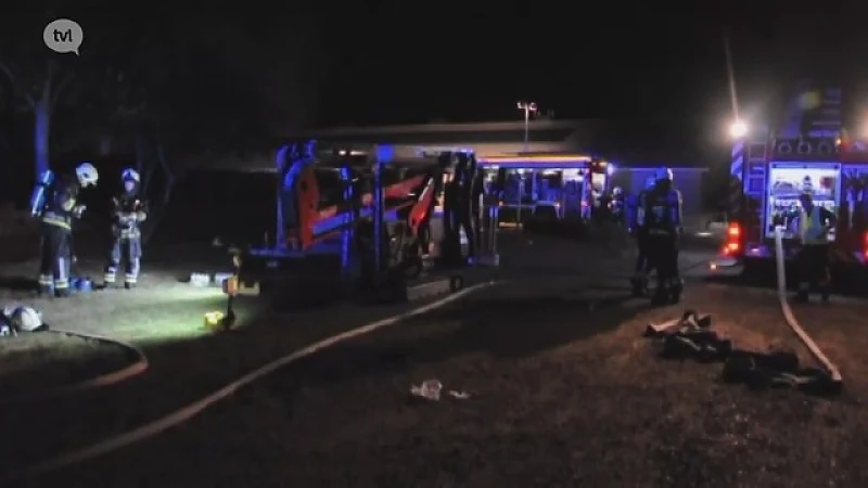 Loods met isolatiemateriaal in Hechtel-Eksel volledig uitgebrand