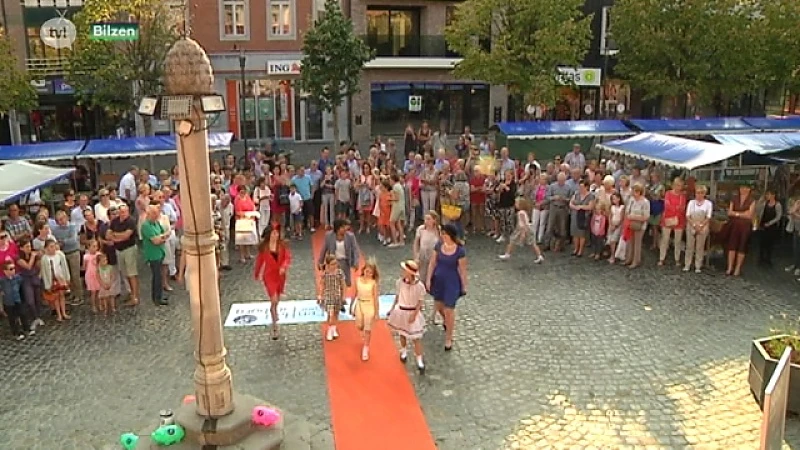 Flashmob tussen de bloemen in Bilzen