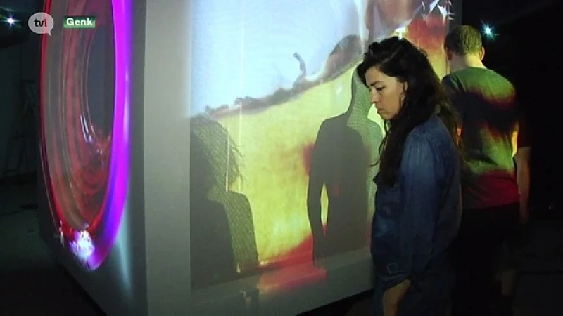 Podiumdesigner van wereldsterren Adele, U2, Beyoncé en Kanye West exposeert in Genk