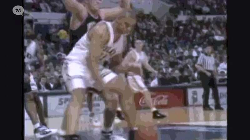Het Moment van Odell Hodge: Hall of Fame van de Old Dominion University