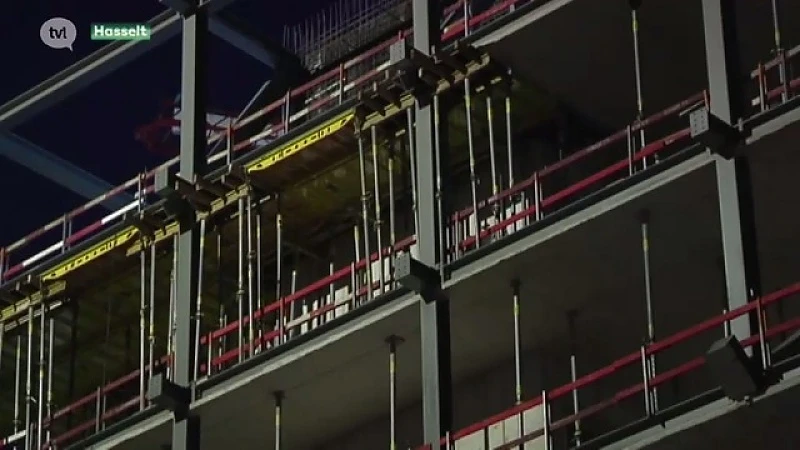 Werkman gewond bij val van ladder op bouw stadhuis Hasselt