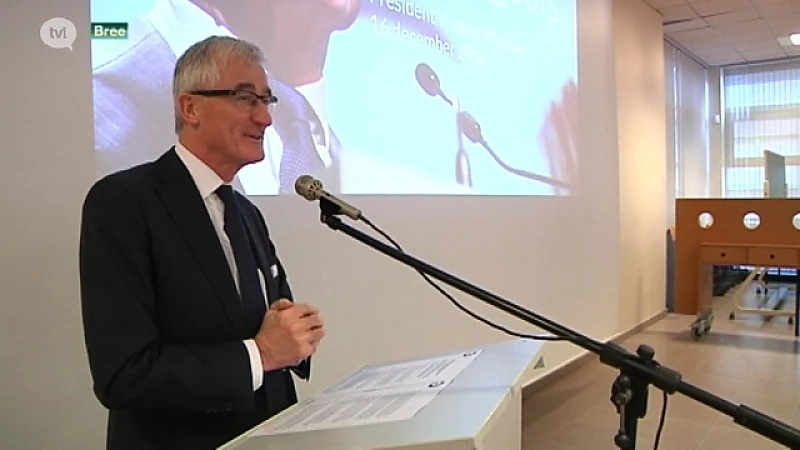 Geert Bourgeois neemt deel aan klasdebat in Bree