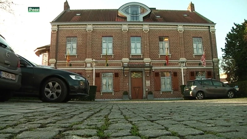 Peer verlaagt gemeentebelastingen