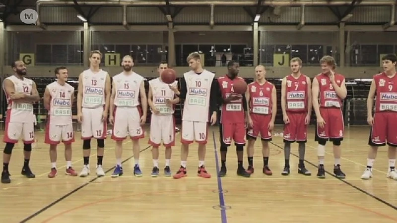 Basketballers van Hubo Limburg United maken grappige kerstboodschap