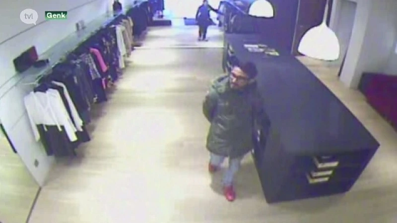 Politie zoekt dieven die kledingzaak in Genk plunderden