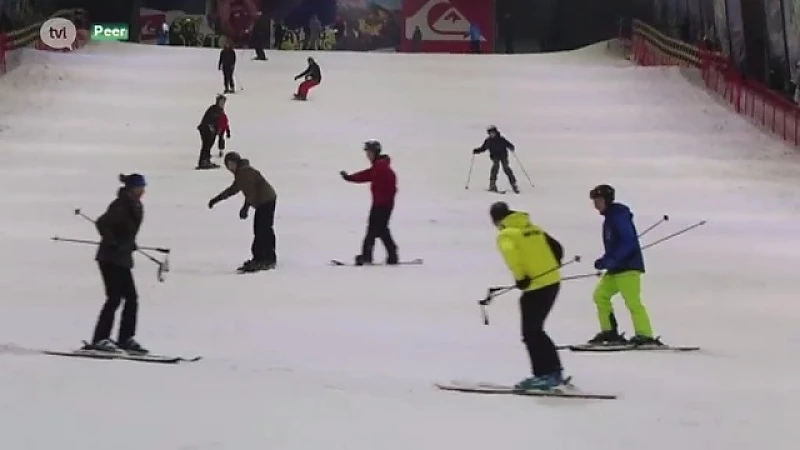 Overrompeling in Snow Valley in Peer: iedereen wil nog snel oefenen voor skivakantie