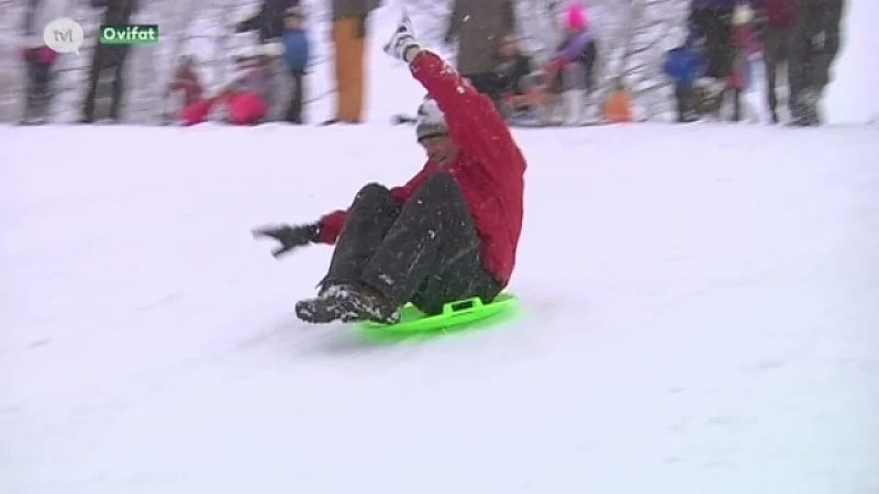Limburgers genieten van de sneeuw in de Hoge Venen