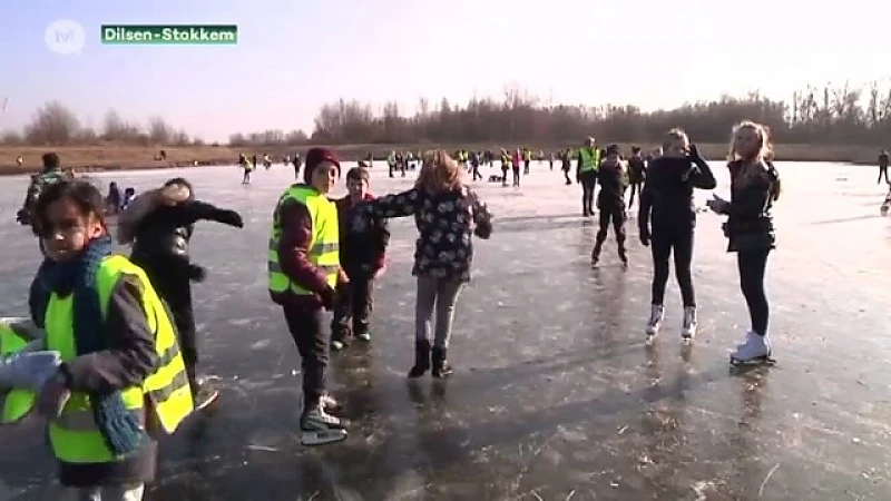 IJs dik genoeg om te schaatsen in open lucht