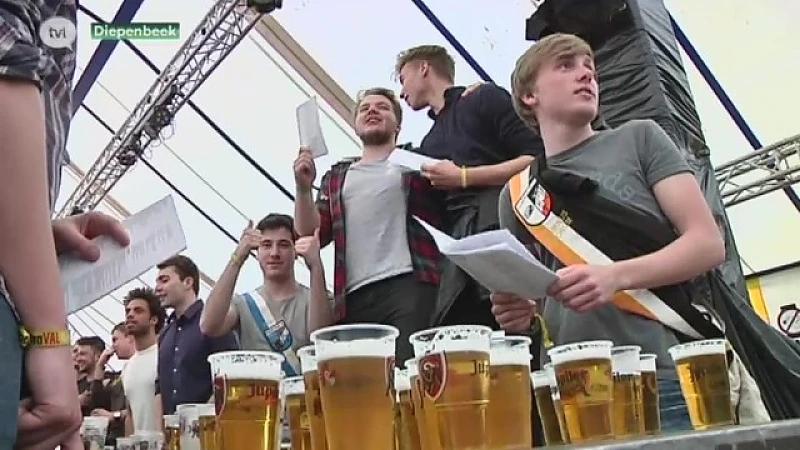 UHasselt leidt feestbegeleiders op om studentenoverlast tegen te gaan