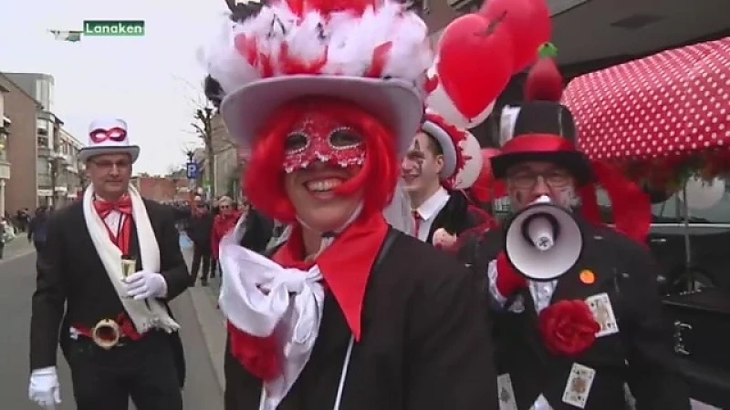 Veel volk op 44ste internationale carnavalstoet in Lanaken