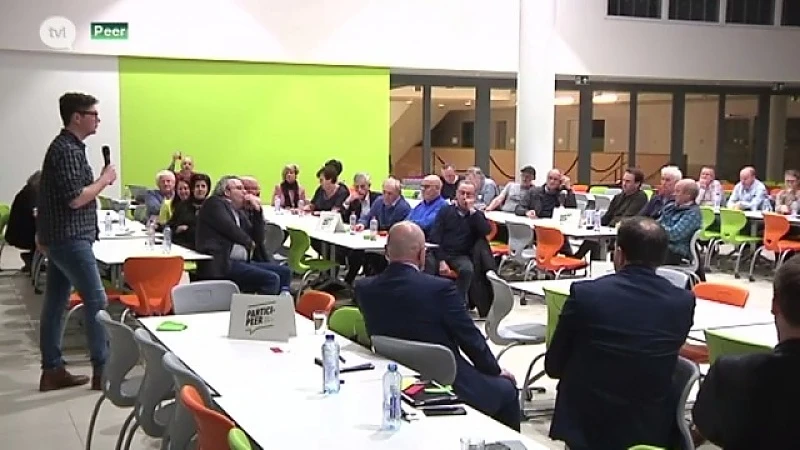 Kleine opkomst voor infoavond over fusies in Peer