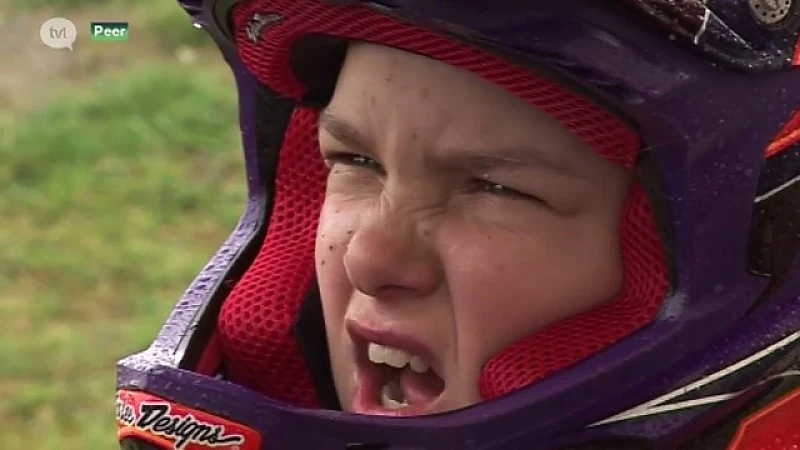 Zusjes Wolfs reizen wereld rond voor BMX