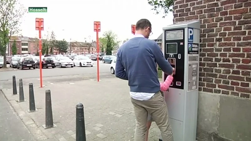 Te veel foutparkeerders in Hasselt, stad schakelt extra parkeerwachters in