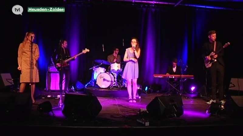 Oude muziek door jonge etters in CC Muze