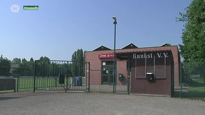 Deurwaarder sluit oefenterreinen voor de jeugdspelers van Sporting Hasselt