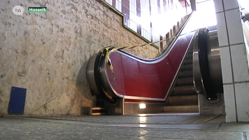 Vrouw zwaargewond na val van trap in station Hasselt door defecte roltrap.