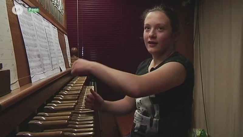 Meisje van 13 is nieuwe beiaardier in Peer