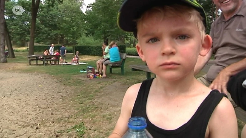 Hitte: veel drinken, goed smeren maar spaarzaam zijn met water