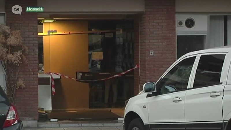 Auto ramt appartementsblok in Hasselt