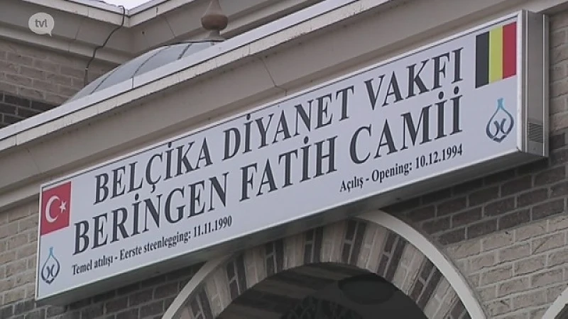 Homans gaat samenzitten met Fatih-Moskee, maar zal beslissing niet herzien