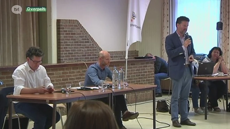 Peltenaren zien fusie helemaal zitten