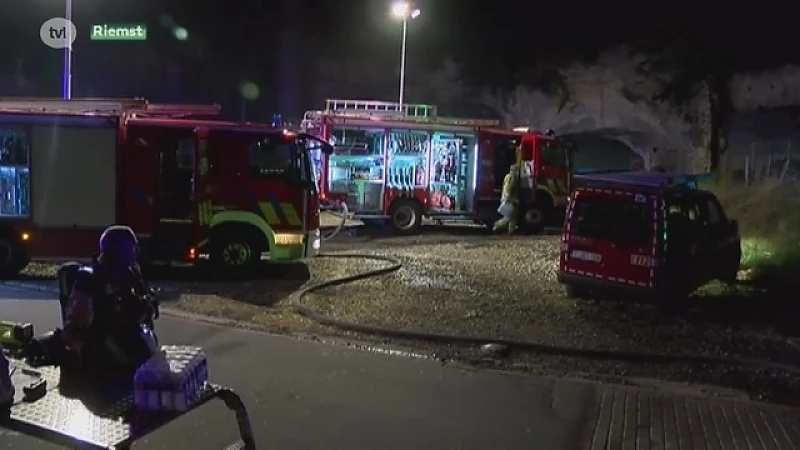 Brand in grotten van de Muizenberg in Kanne