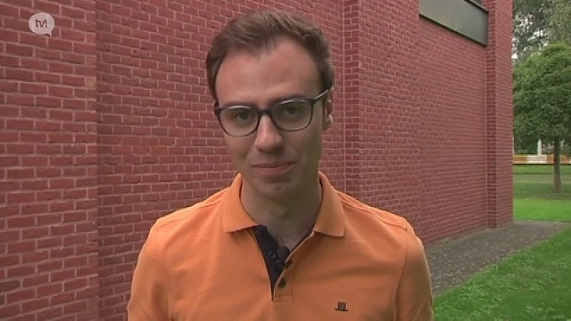Journalist Dario D'Arpino houdt jullie op de hoogte van op de festivalweide