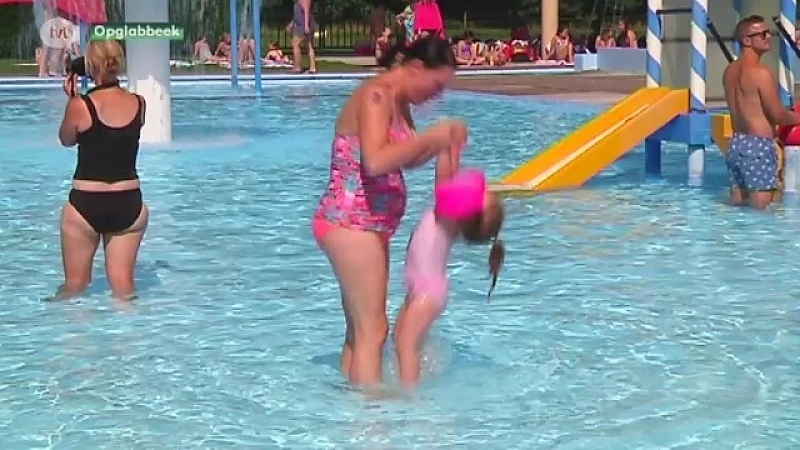 Zomervakantie is een flop voor de openluchtzwembaden