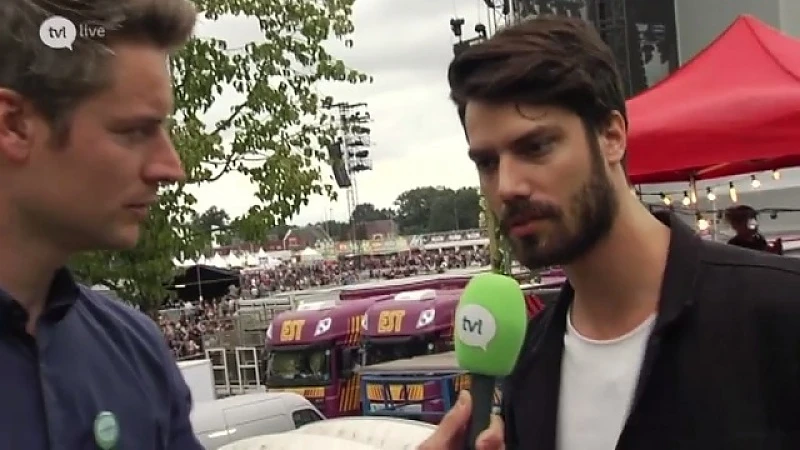 Faces on TV opende de Main Stage