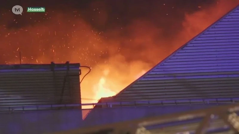 Er is asbest vrijgekomen tijdens brand in gebouw Ritz