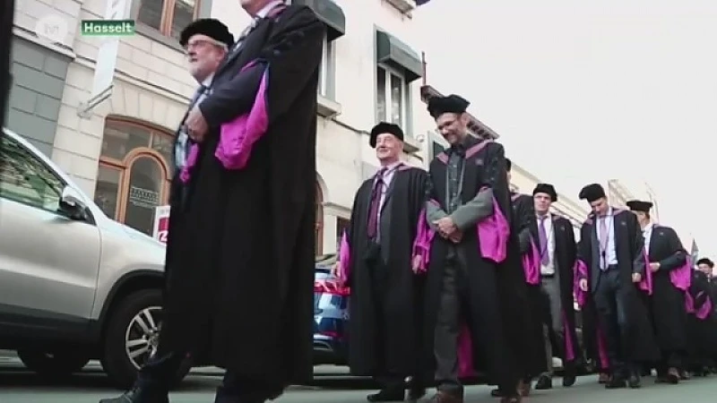 Rector UHasselt; ''Allochtonen vinden nog altijd niet de weg naar de universiteit''