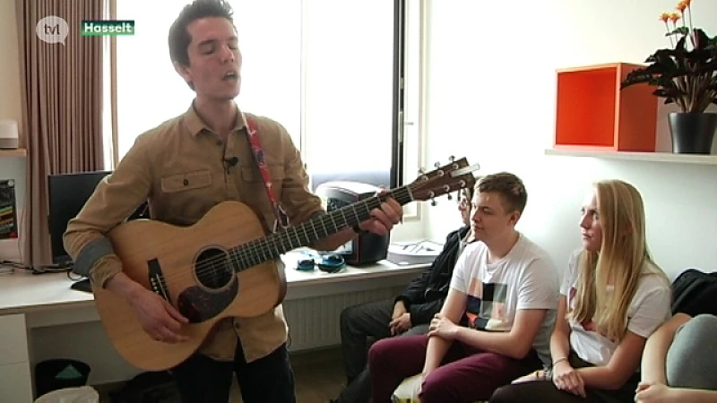 Milo Meskens speelt 21 kotconcerten op enkele uren tijd