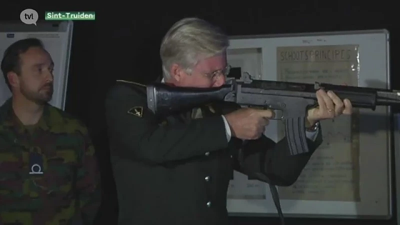 Koning bezoekt militaire campus Saffraanberg in Sint-Truiden