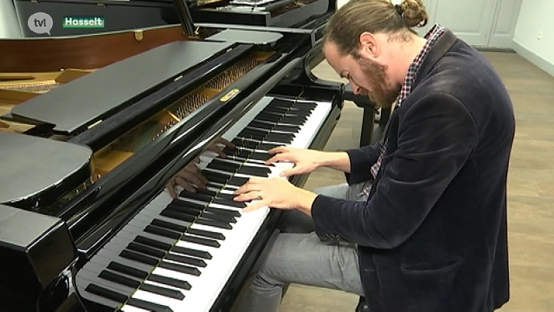 Wouter Dewit maakt ingetogen plaat op exclusieve piano's