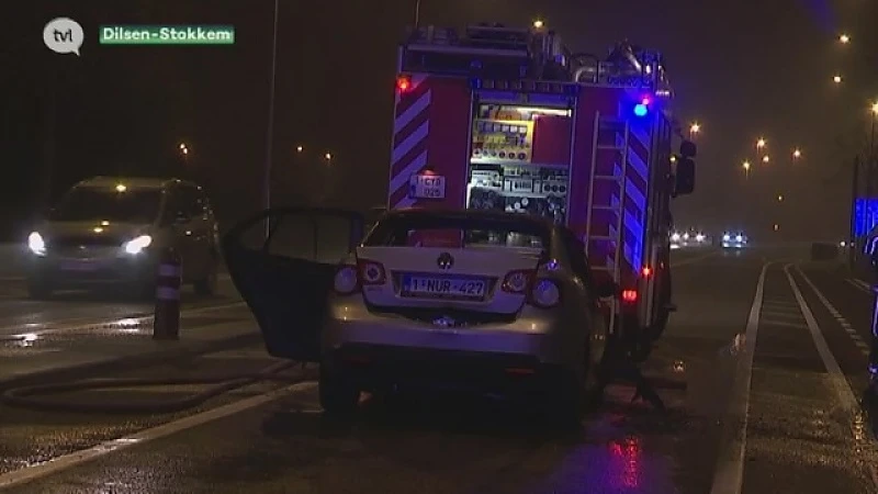 Auto brandt uit bij ongeval in Dilsen-Stokkem