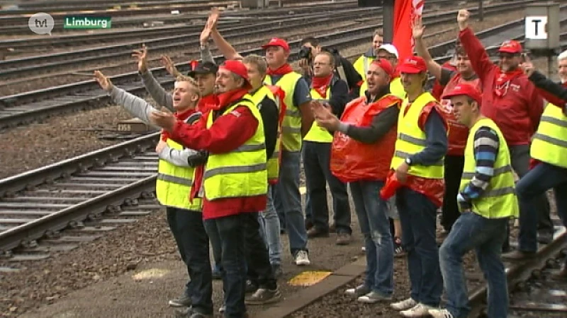 Treinreiziger niet langer gegijzeld bij spoorstaking