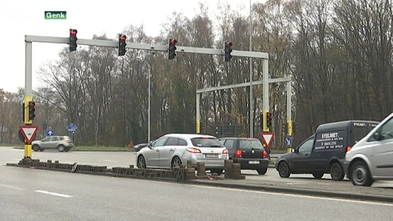 Kruispunt Westerring met Boudewijnlaan krijgt slimme verkeerslichten