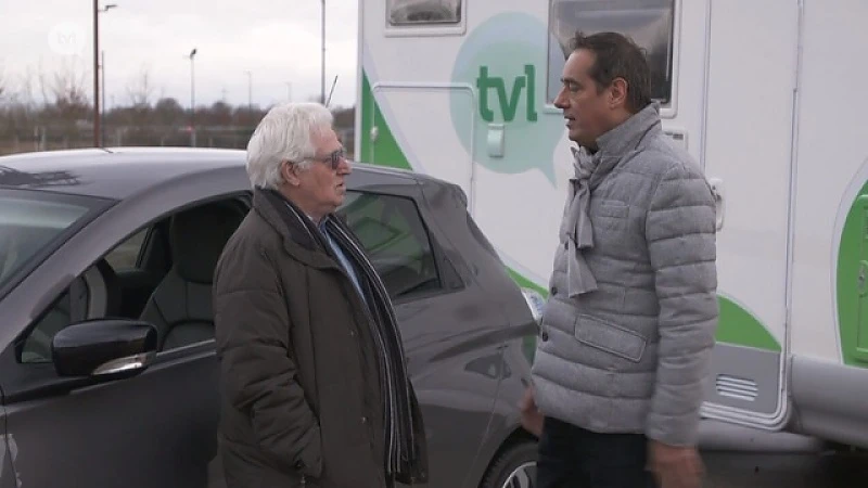 IN DE BUURT - Autosalon 2
