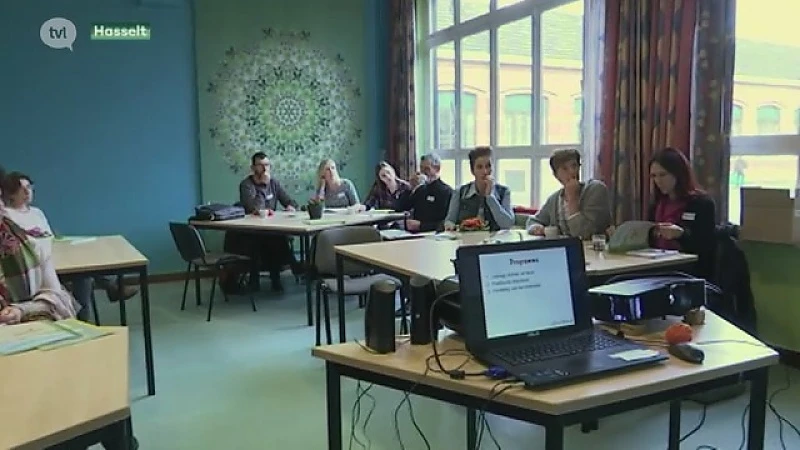 ''Achter de Muur'' wil armoede bespreekbaar maken in Limburgse klassen