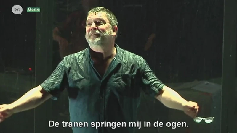 Theatergezelschap Het Nieuwstedelijk laat het woorden regenen in nieuwe voorstelling