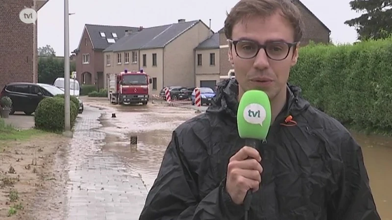 Voor de derde keer in een week stroomt de modder door huizen en straten in Tongerse deelgemeente Diets-Heur