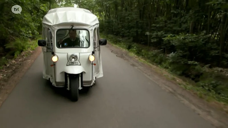 VAKANTIEVRIENDEN AFL3: Door het Merodelandschap met een Tuktuk!
