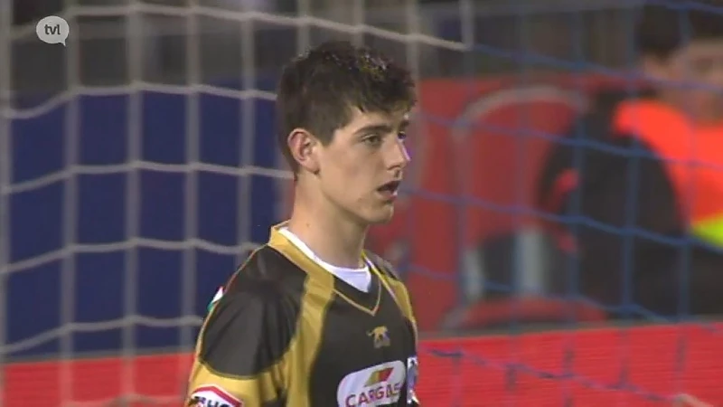 De eerste wedstrijd van de 16-jarige Thibaut Courtois bij Racing Genk