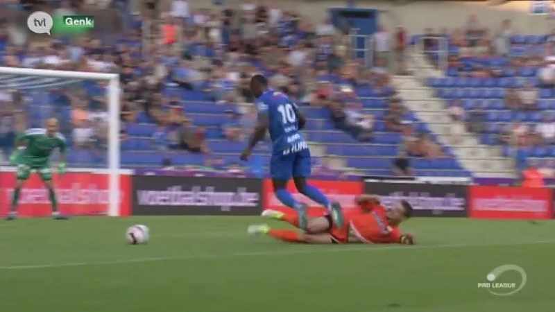 Racing Genk klopt Charleroi en wordt tweede